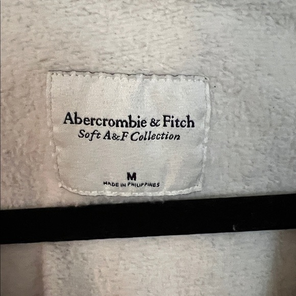 Abercrombie & Fitch Soft Collection Top - Picture 2 of 4